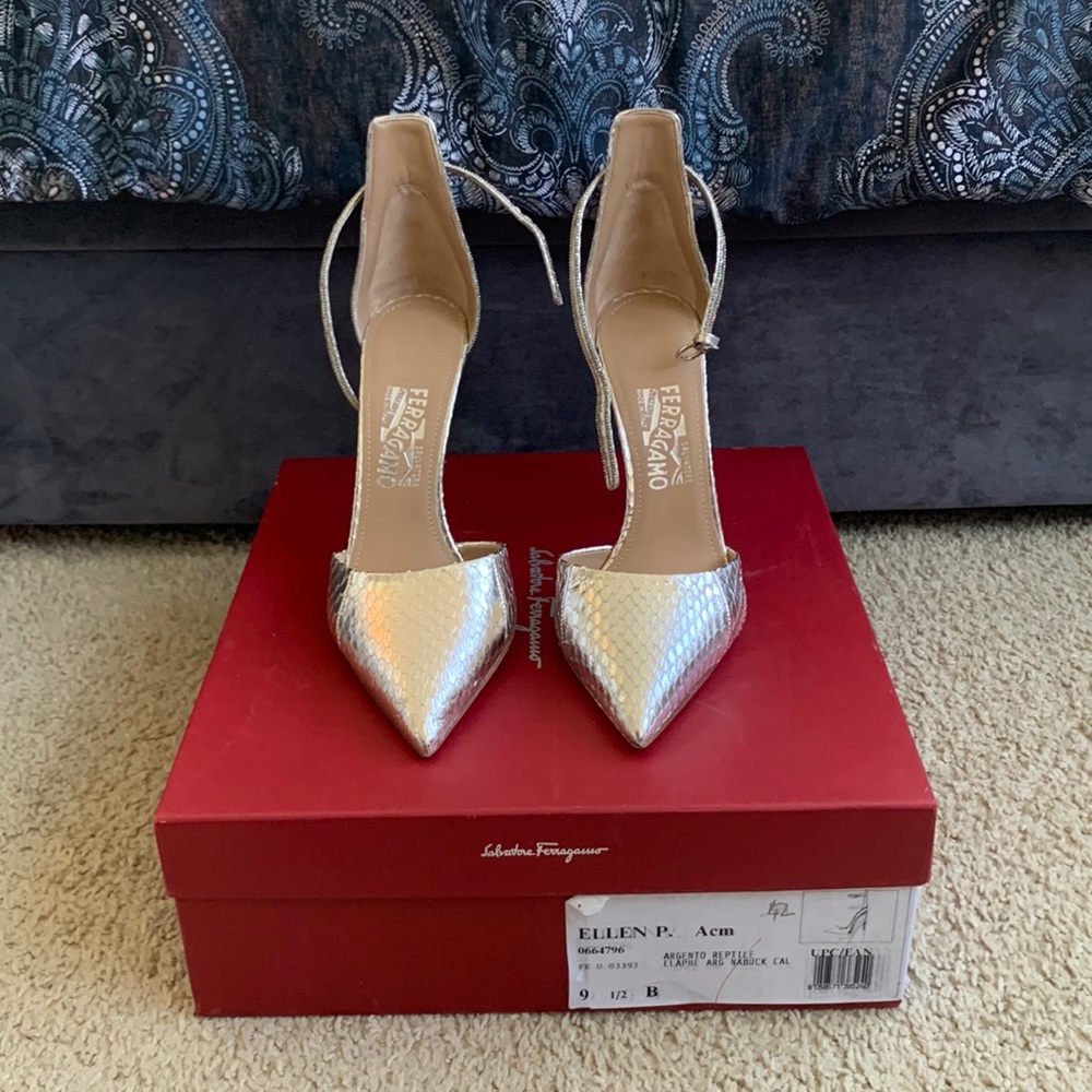 Salvatore Ferragamo Ellen P pumps size 9.5